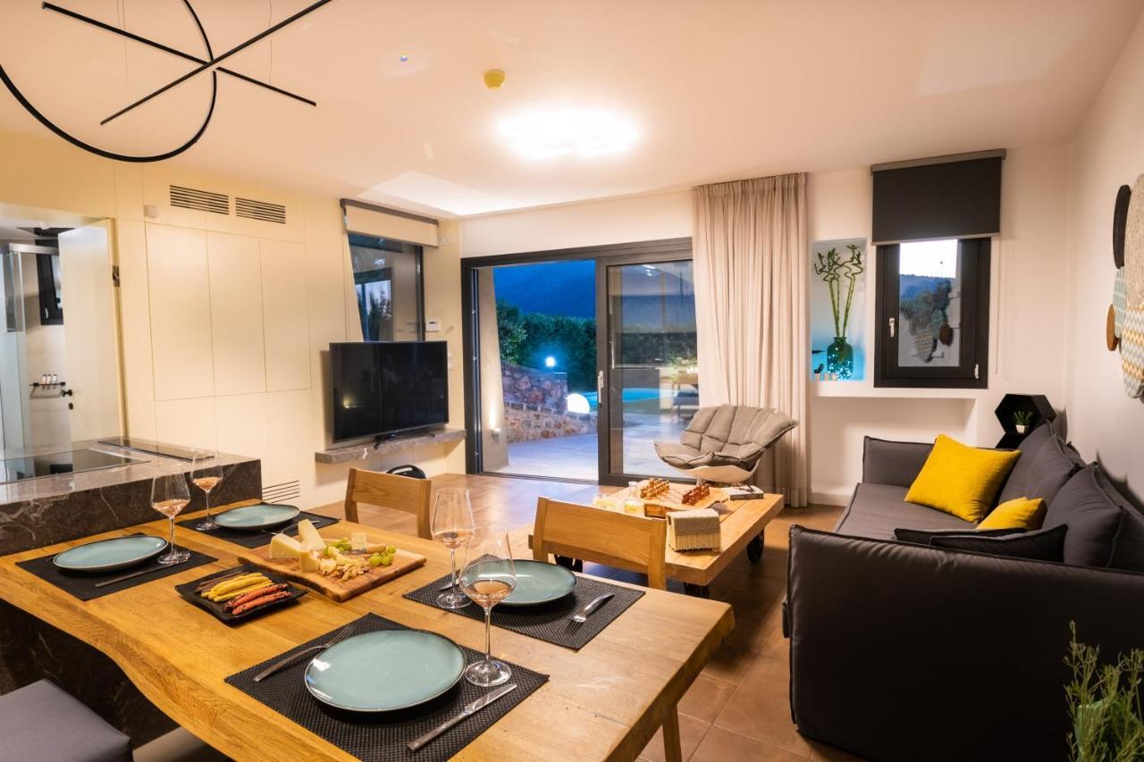 Lithari Luxury Villa With Private Pool, Your Perfect Retreat, Crete อายิโอสนิโกลาโอส ภายนอก รูปภาพ
